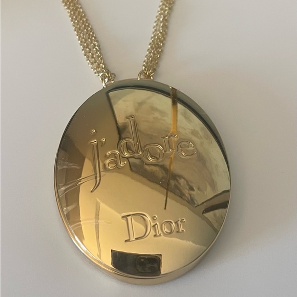 New Dior Beauty Cosmetic Makeup Gold Pocket Mirror. Box included . - Picture 4 of 5